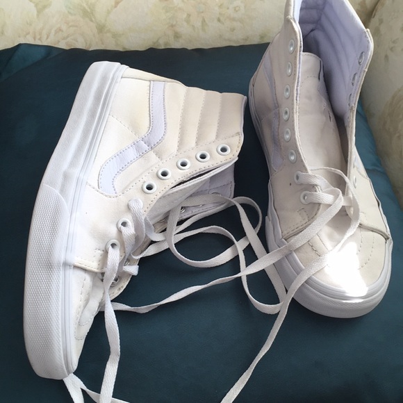 Vans Shoes - Vans high top white off canvas sneakers